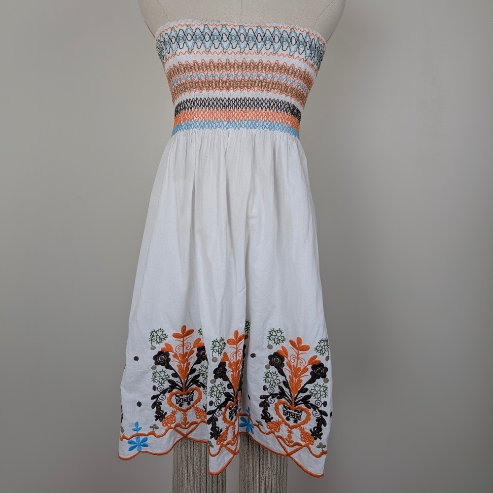 Strapless Embroidered Mini Dress Le Chateau Strapless Tube Top - Picture 4 of 13